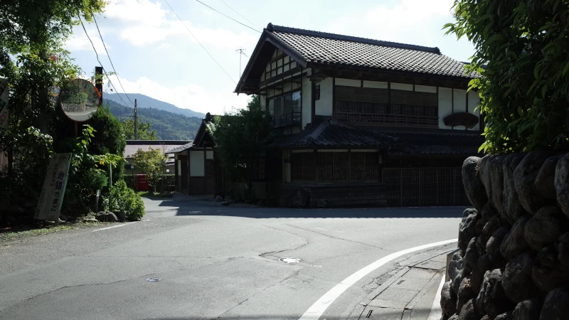 和銅黒谷駅から1番参詣道11の画像